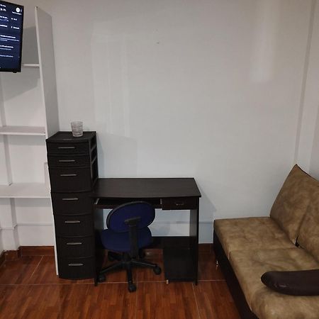 Noras Homestay Laureles Medellín Esterno foto
