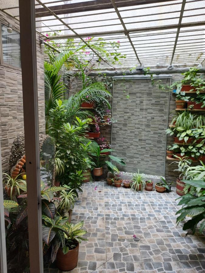 Noras Homestay Laureles Medellín Esterno foto