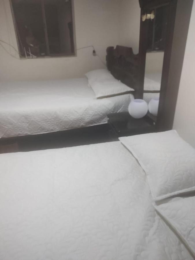 Noras Homestay Laureles Medellín Esterno foto
