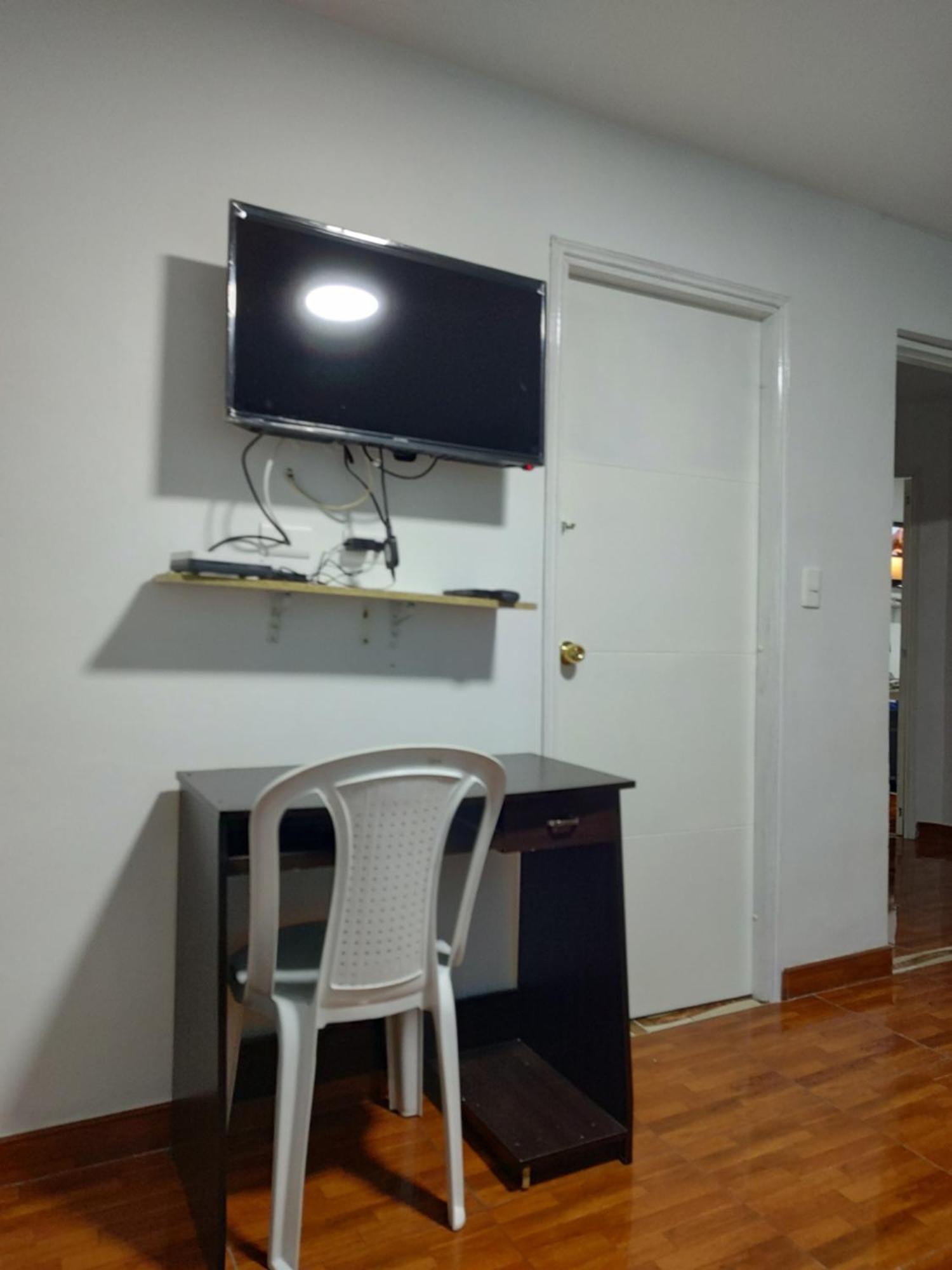 Noras Homestay Laureles Medellín Esterno foto