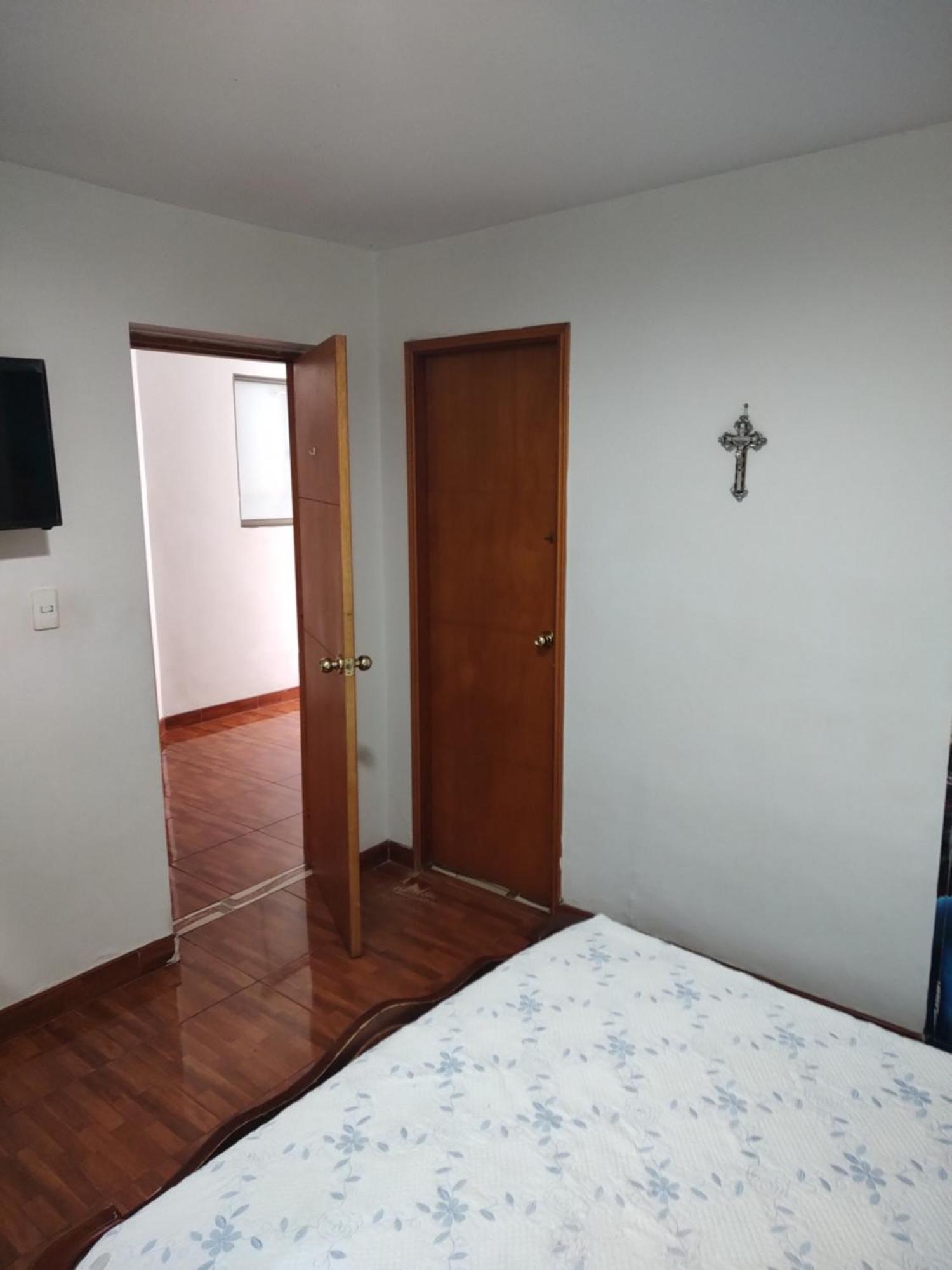 Noras Homestay Laureles Medellín Esterno foto